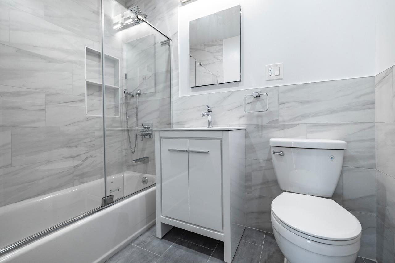 22 N Forest Avenue Ave #APT 3D, Rockville Centre, New York image 3