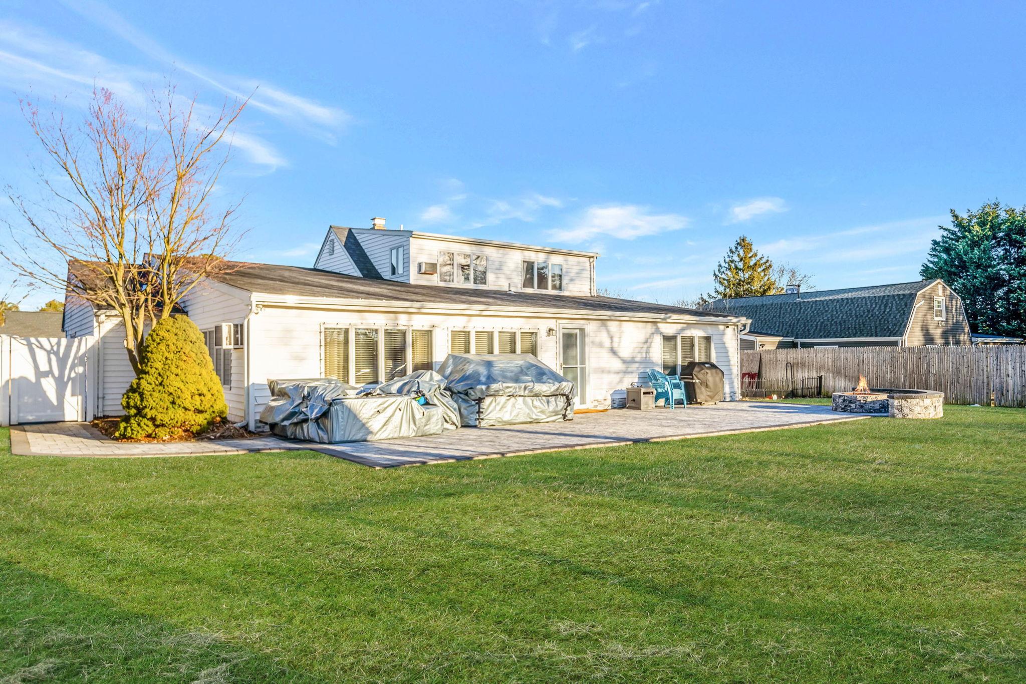 22 Torrey Pine Lane, Medford, New York image 29