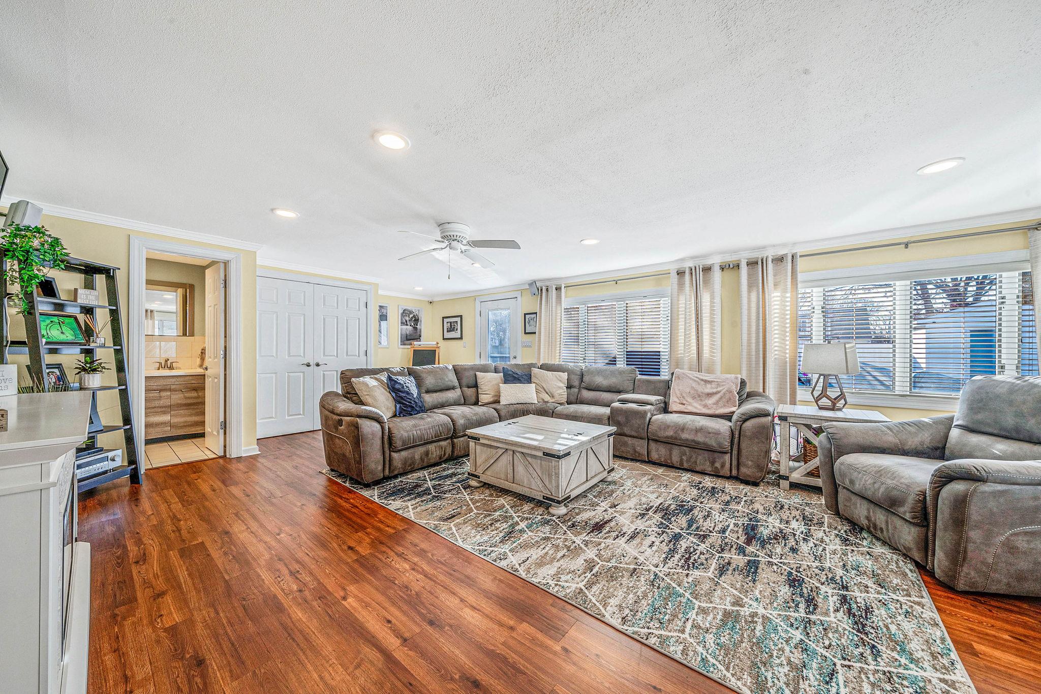 22 Torrey Pine Lane, Medford, New York image 10