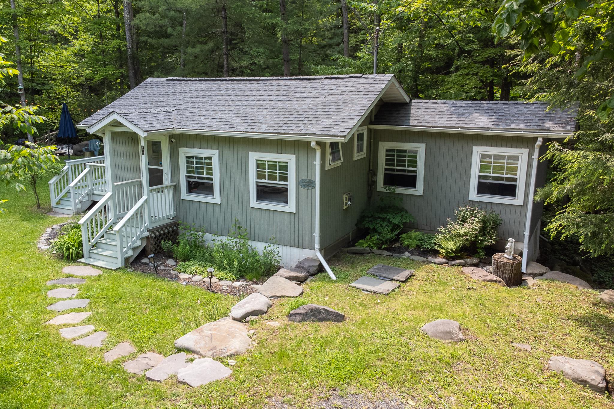 88 Fox Hollow Road, Shandaken, New York image 1