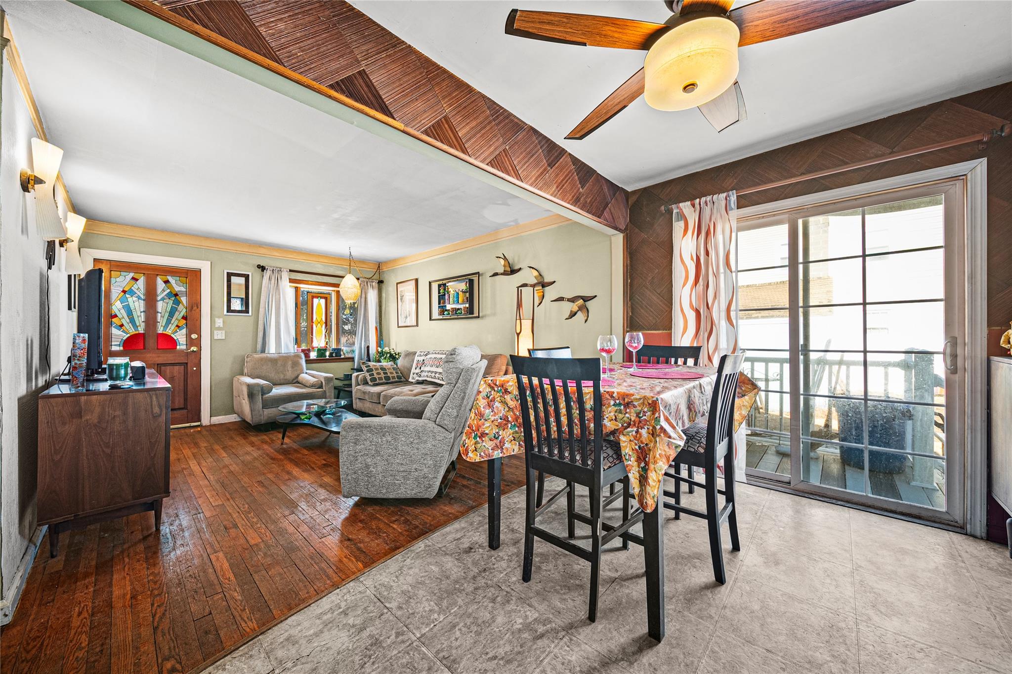 45 Parliament Place, North Babylon, New York image 14