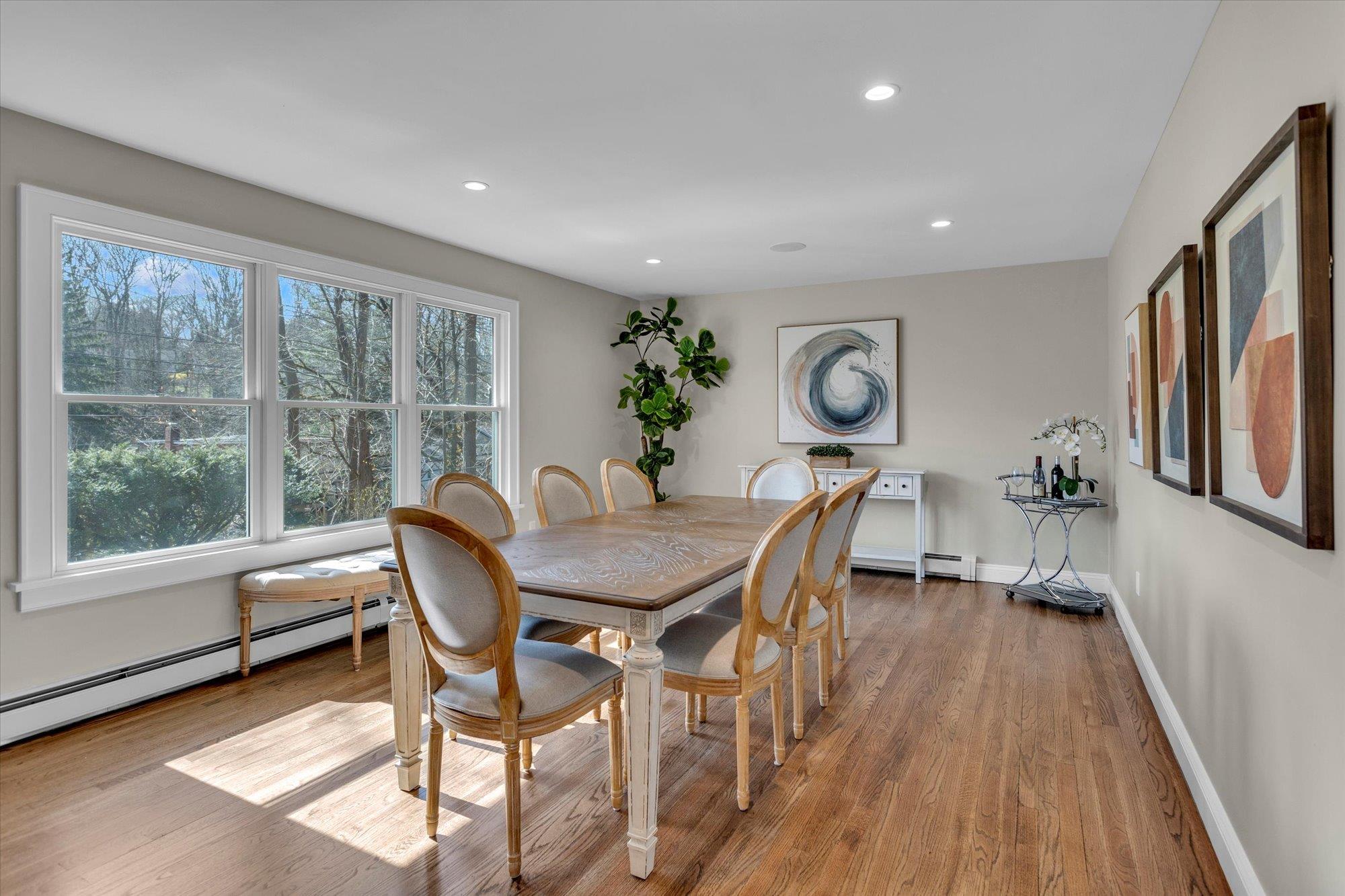 265 Woodbury Road, Huntington, New York image 7