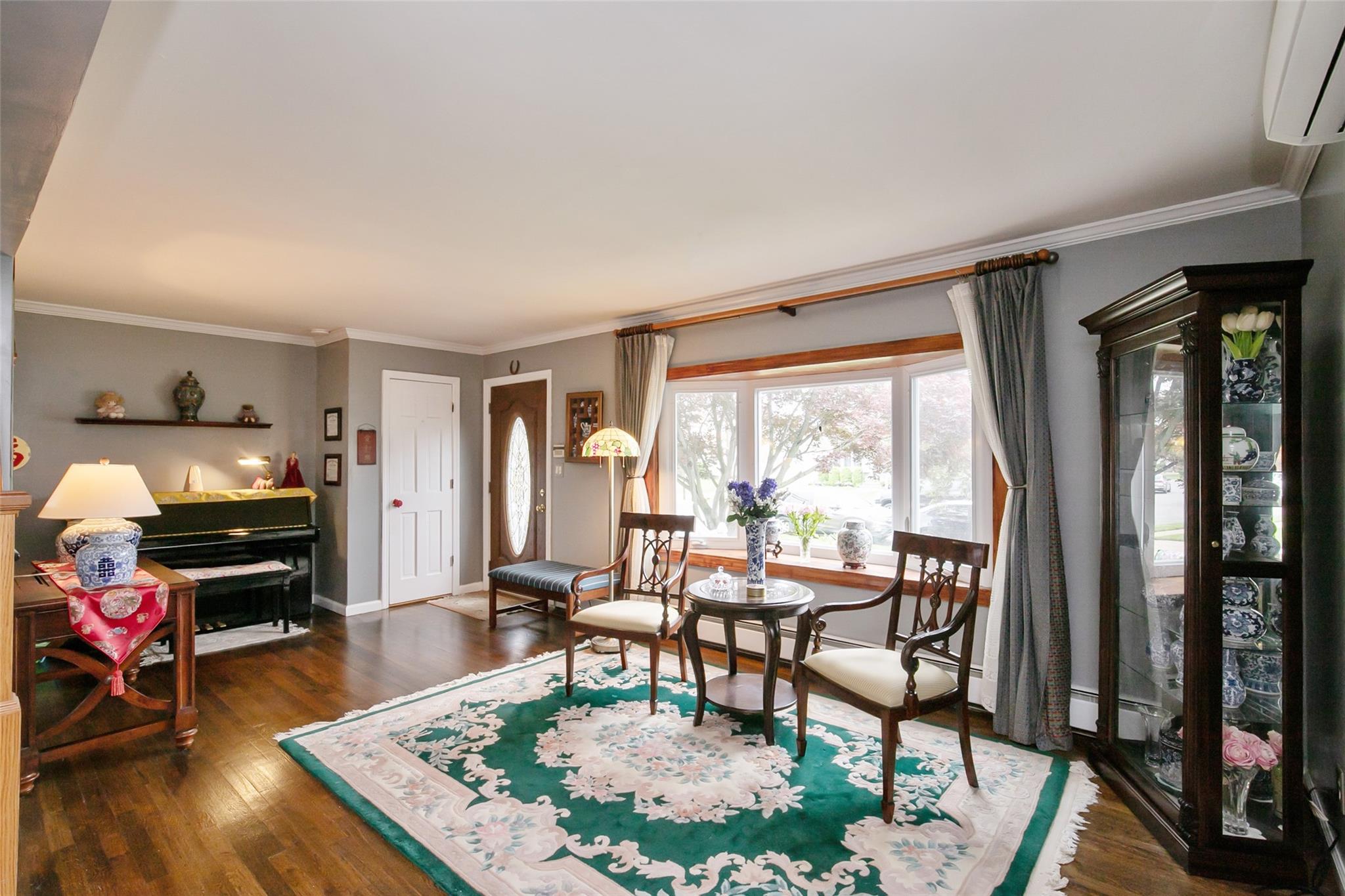 6 Willow Drive, Massapequa Park, New York image 13