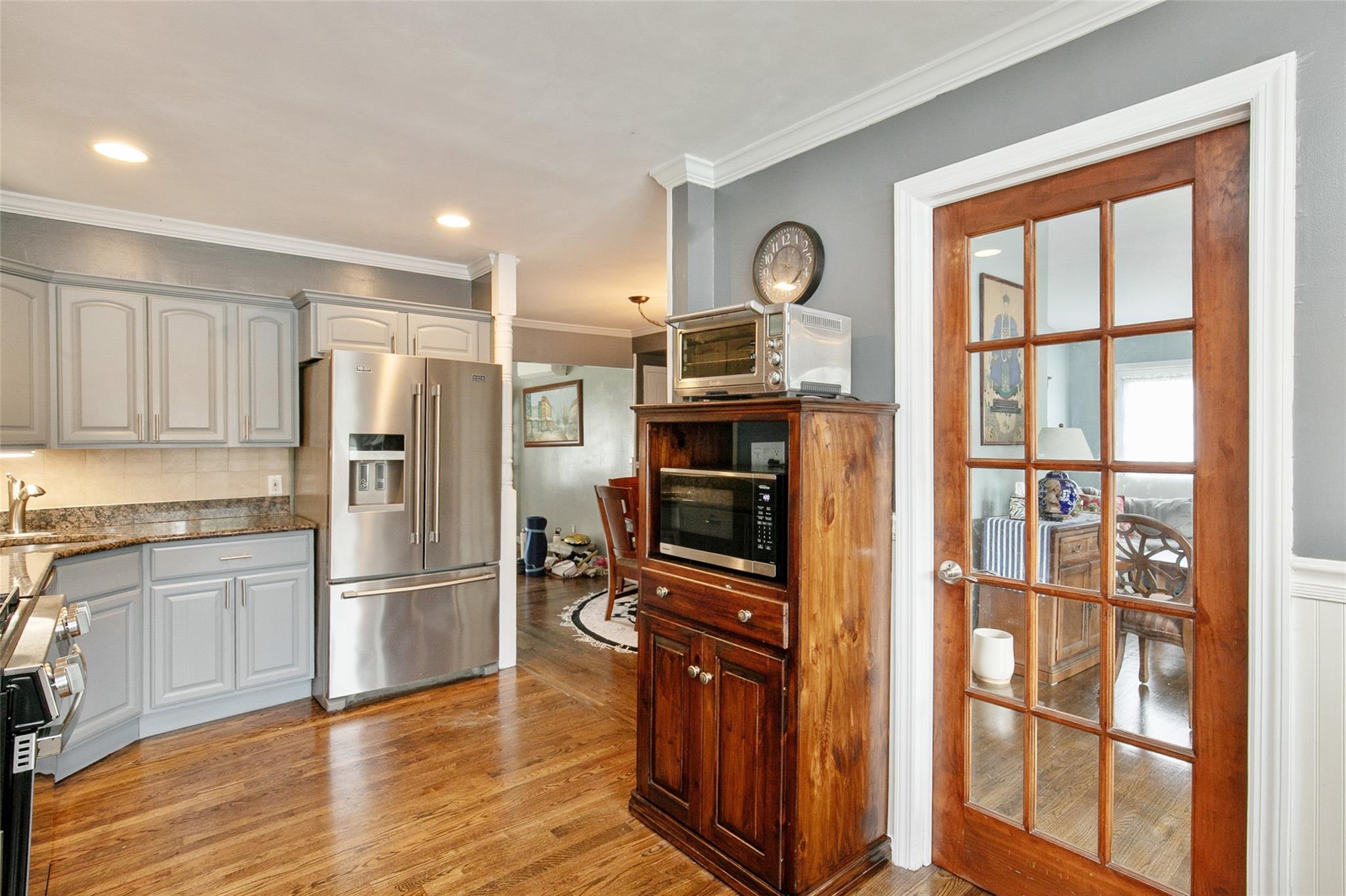 6 Willow Drive, Massapequa Park, New York image 12