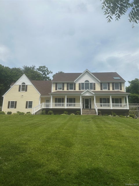 Homes For Sale - 104 Mountain View Road<br/> Cortlandt Manor, NY 10567