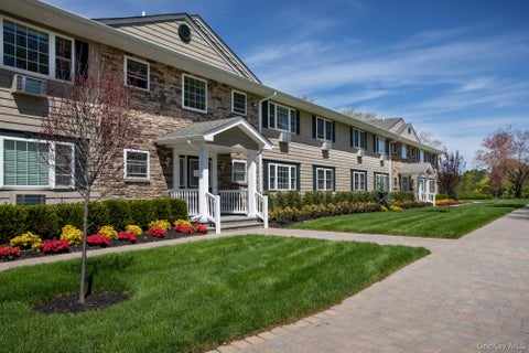 Apartment For Rent - 301 Robinson Avenue #301-7<br/> Suffolk County, Patchogue, NY 11772