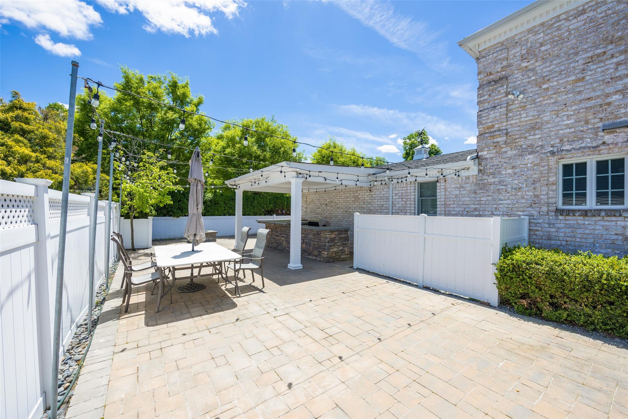 30 Knoll Lane, Glen Head, New York image 21