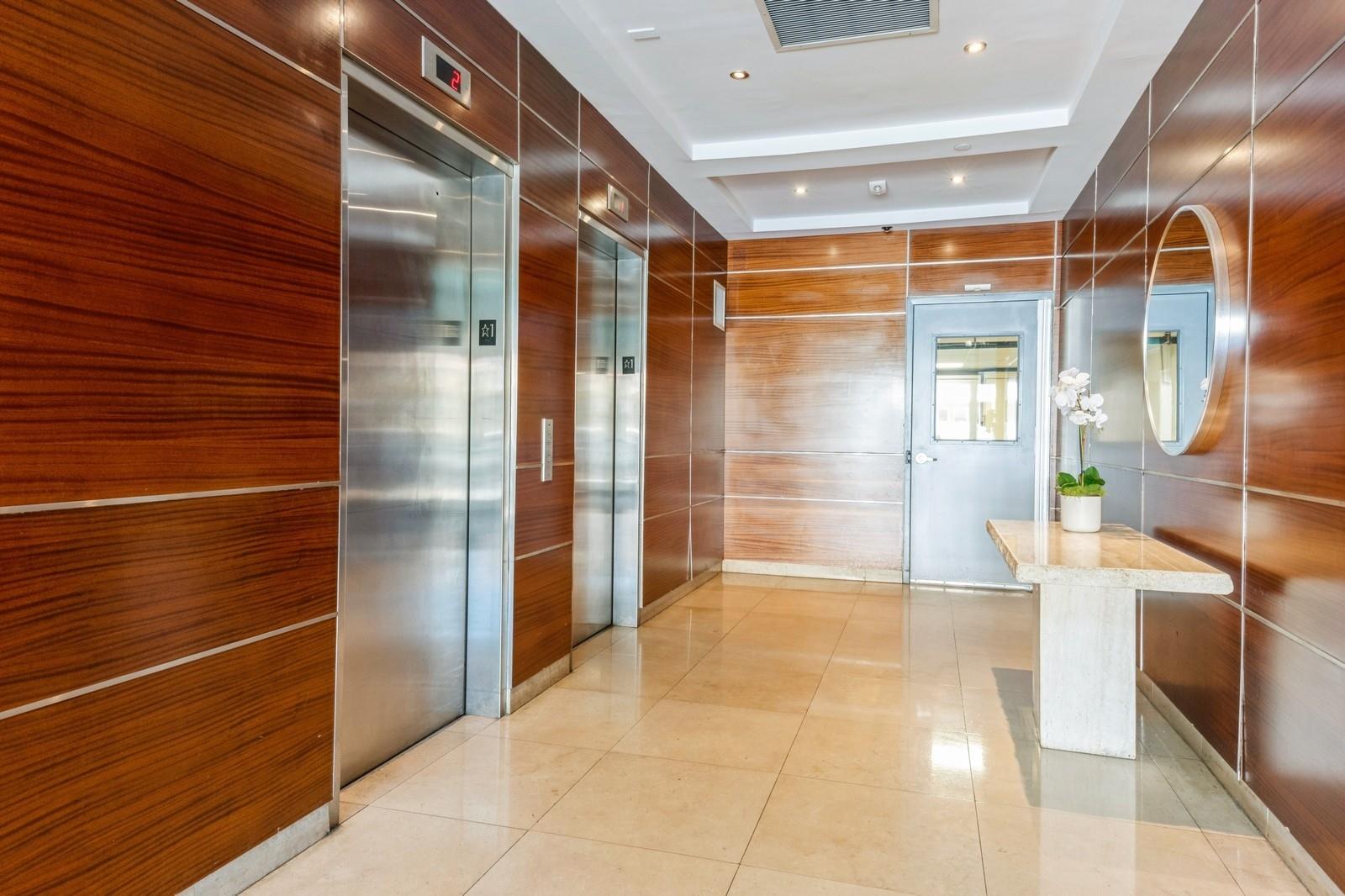 260 W Broadway 2B
