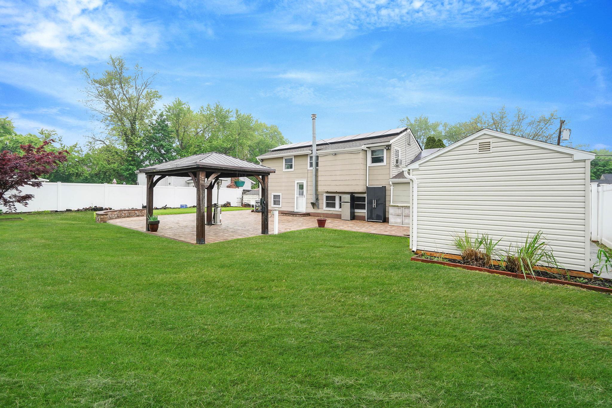 3114 Falcon Avenue, Medford, New York image 6