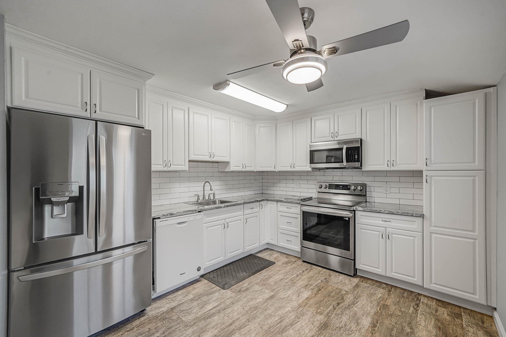 3114 Falcon Avenue, Medford, New York image 14