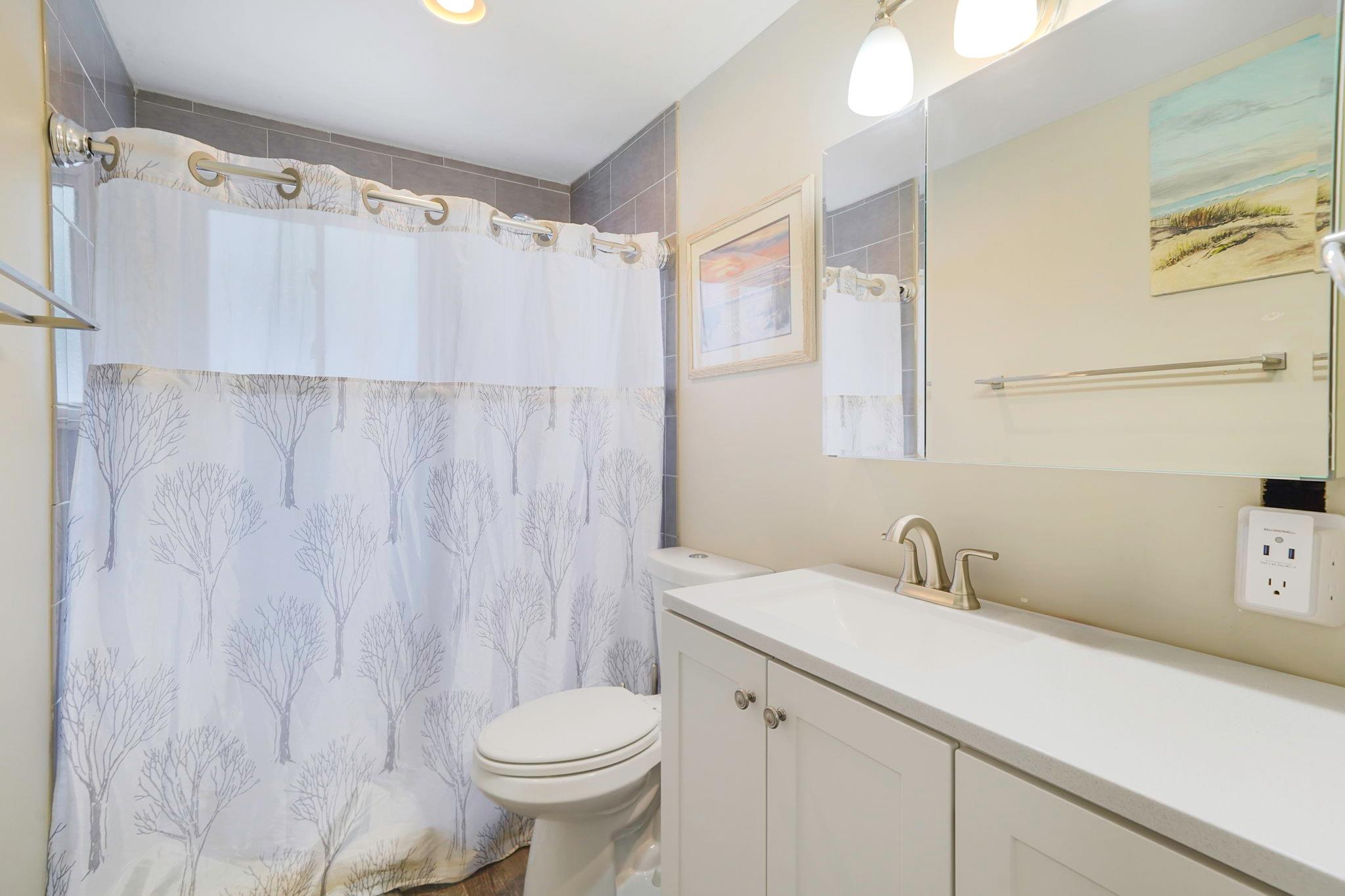 3114 Falcon Avenue, Medford, New York image 22