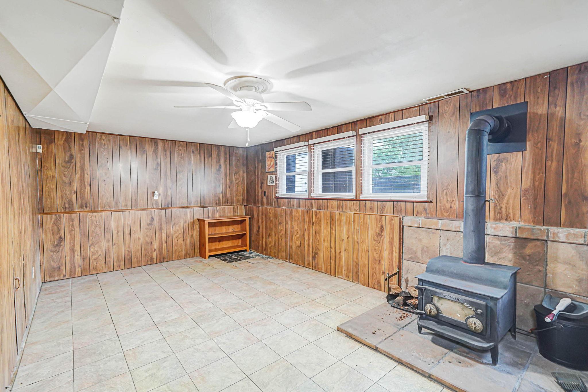 3114 Falcon Avenue, Medford, New York image 24
