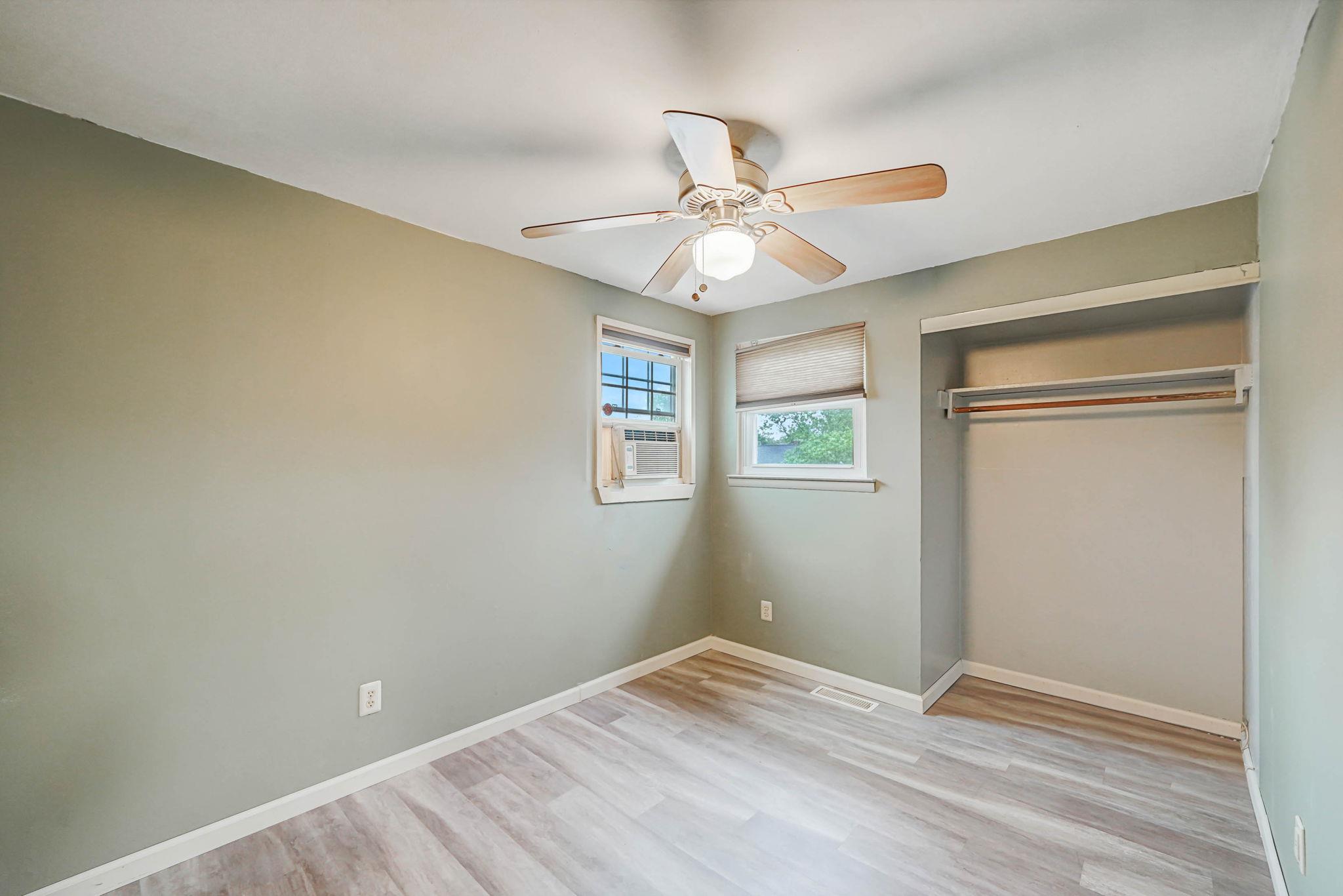 3114 Falcon Avenue, Medford, New York image 16