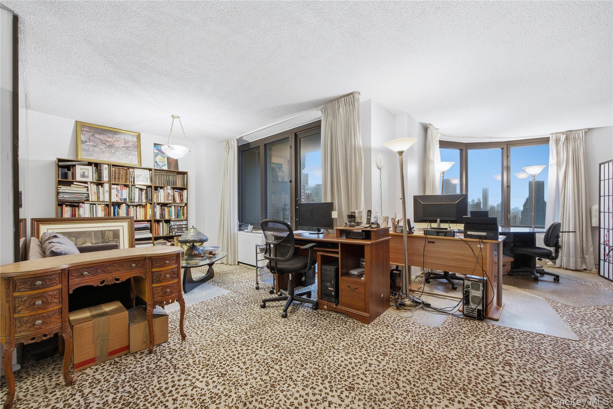 330 E 38th Street 44I