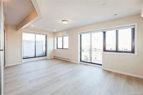 Condo For Sale - 9411 65th Road #7A<br/> Rego Park, NY 11374