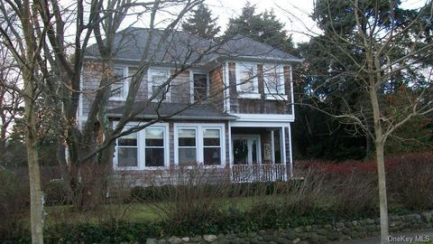 Homes For Rent - 29 Ash Street<br/> Locust Valley, NY 11560