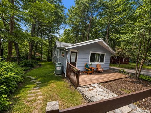 Homes For Sale - 63 E Kenoza Place<br/> Smallwood, NY 12778