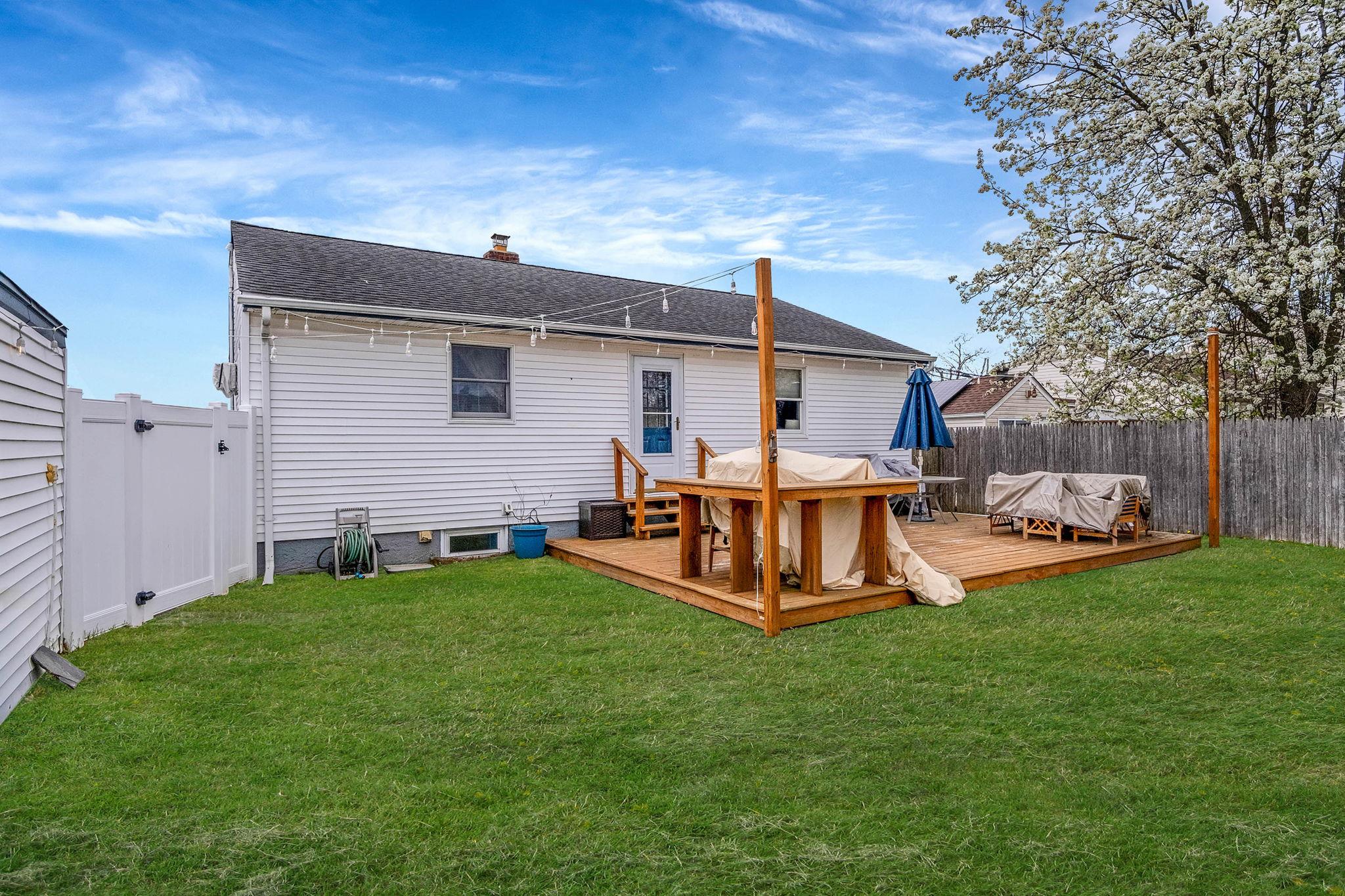 197 Arnold Avenue, West Babylon, New York image 33