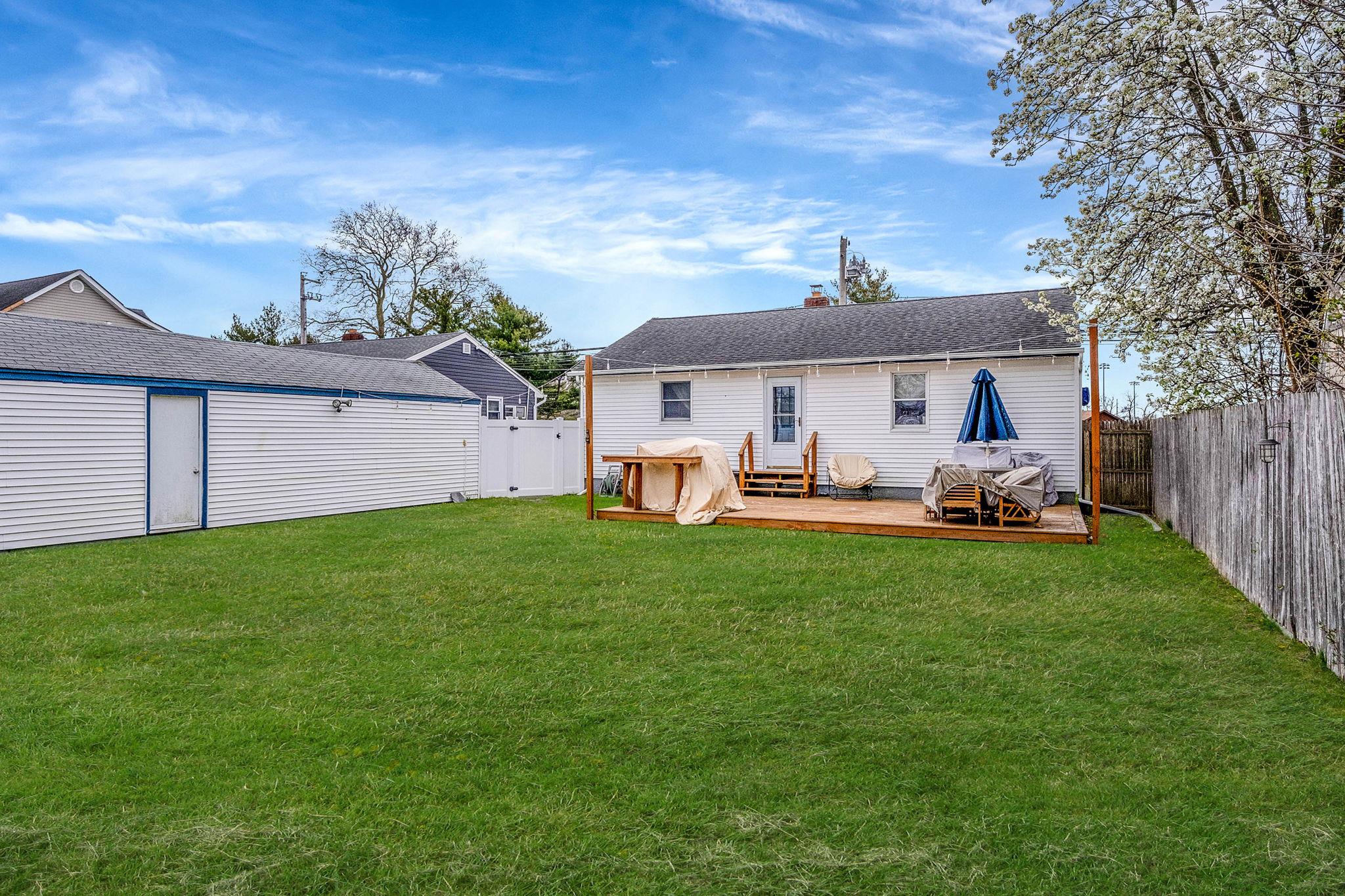 197 Arnold Avenue, West Babylon, New York image 35