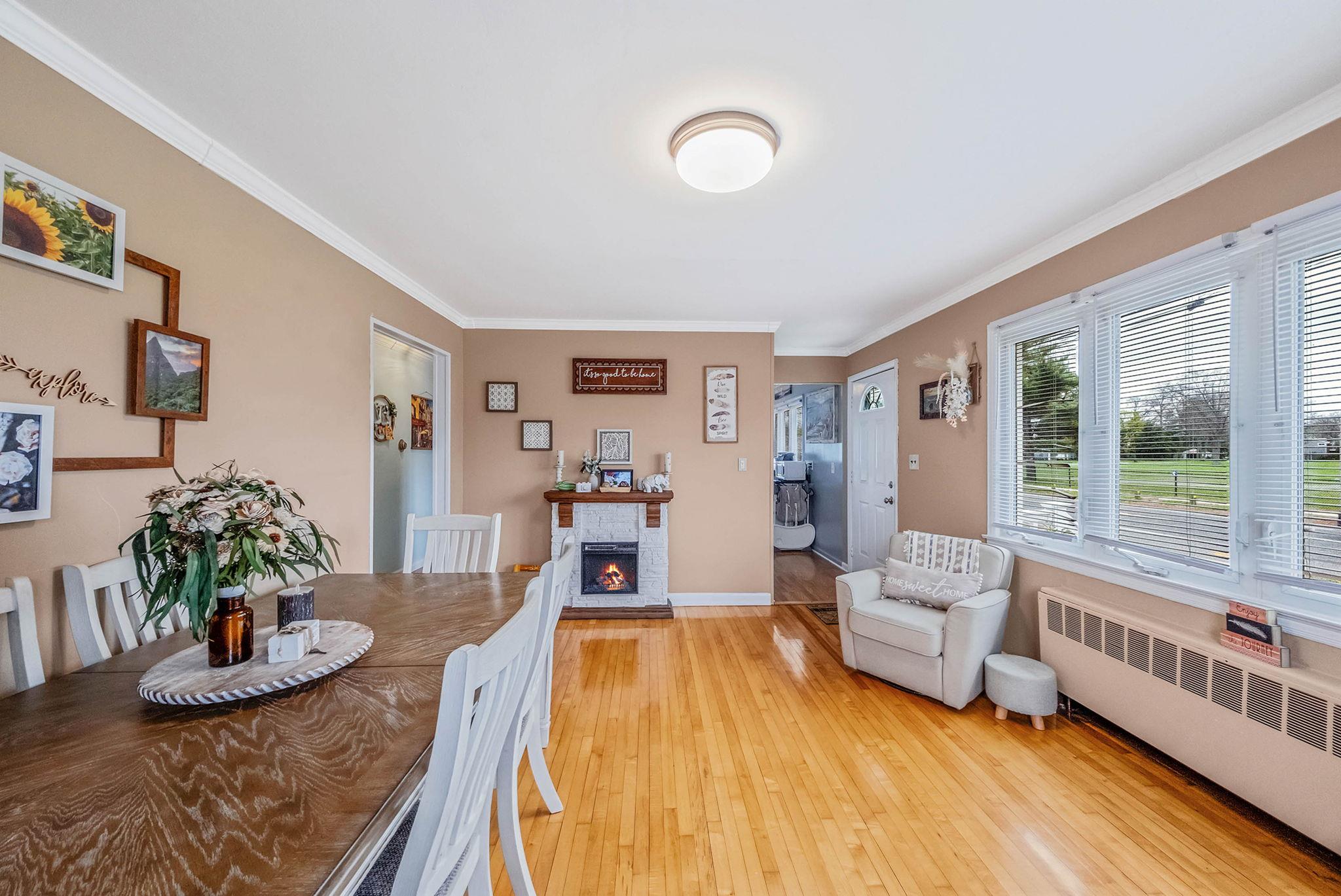 197 Arnold Avenue, West Babylon, New York image 18