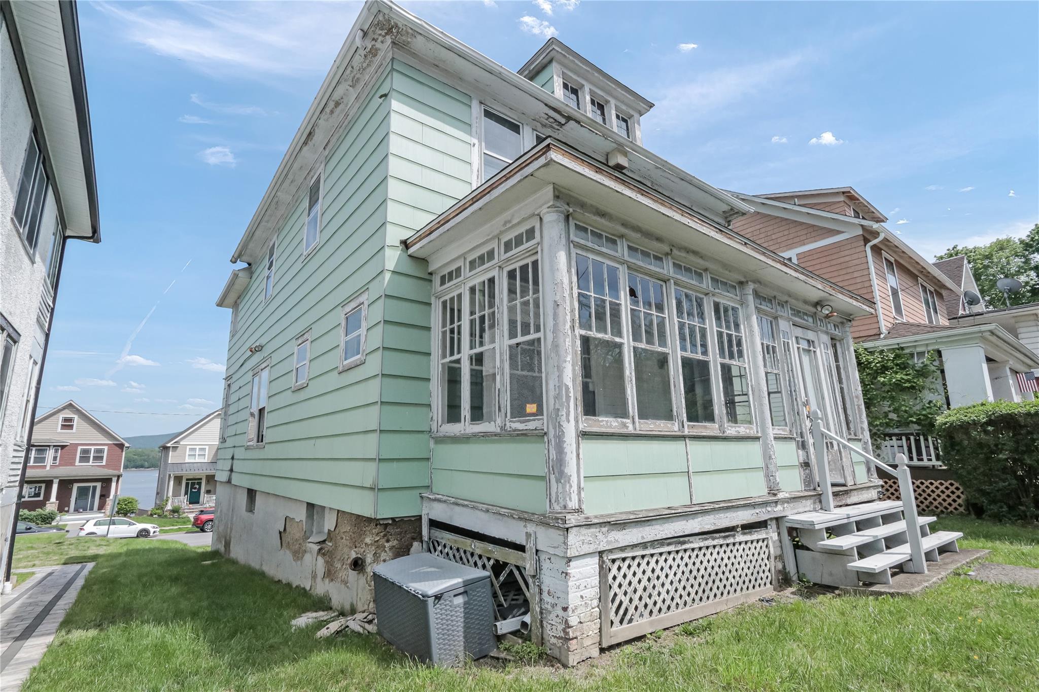 6 Forsythe Place, Newburgh, New York image 1