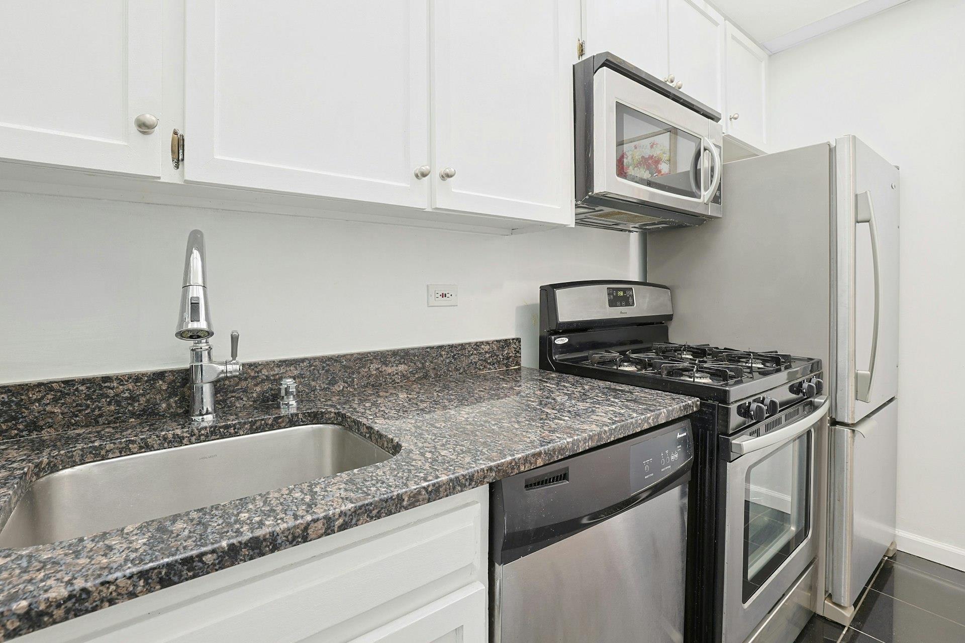 16 Rockledge Avenue #4MM-2, Ossining, New York image 7