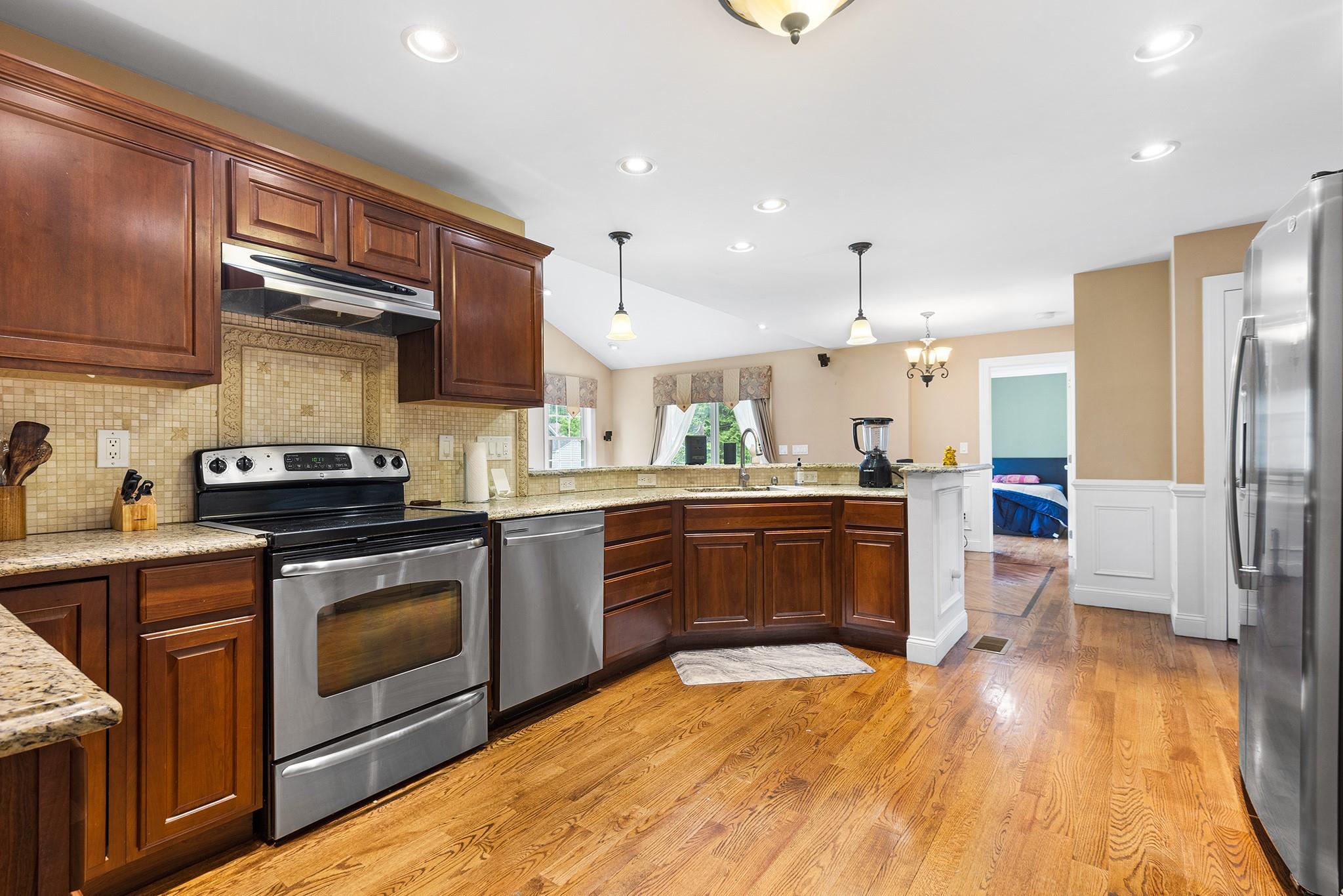 135 Ray Boulevard, Poughkeepsie, New York image 11