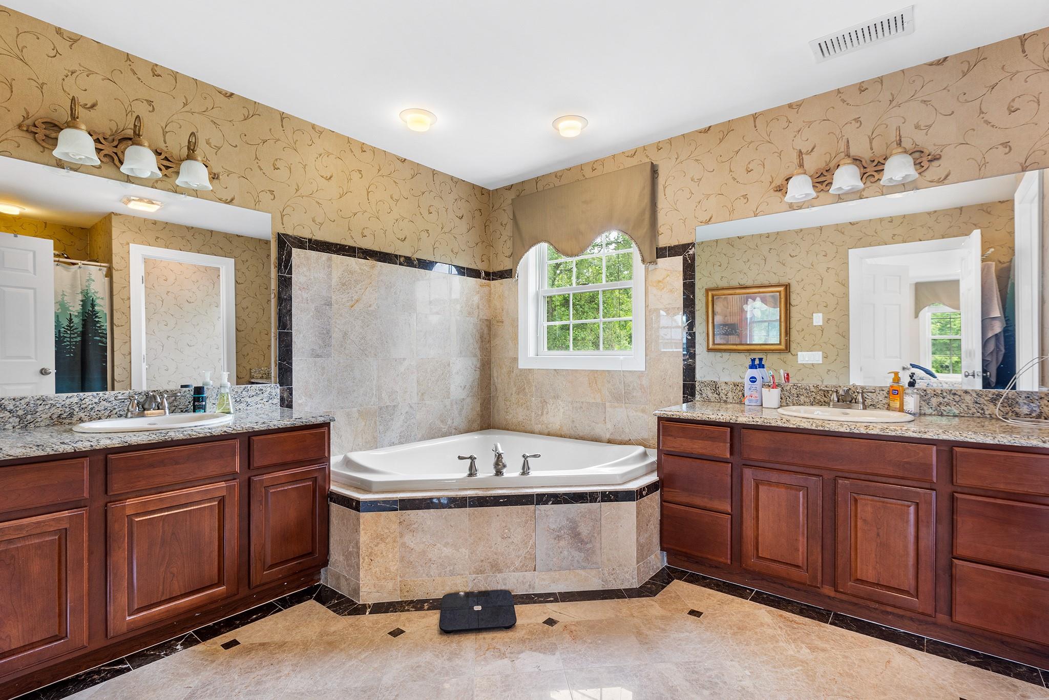 135 Ray Boulevard, Poughkeepsie, New York image 28