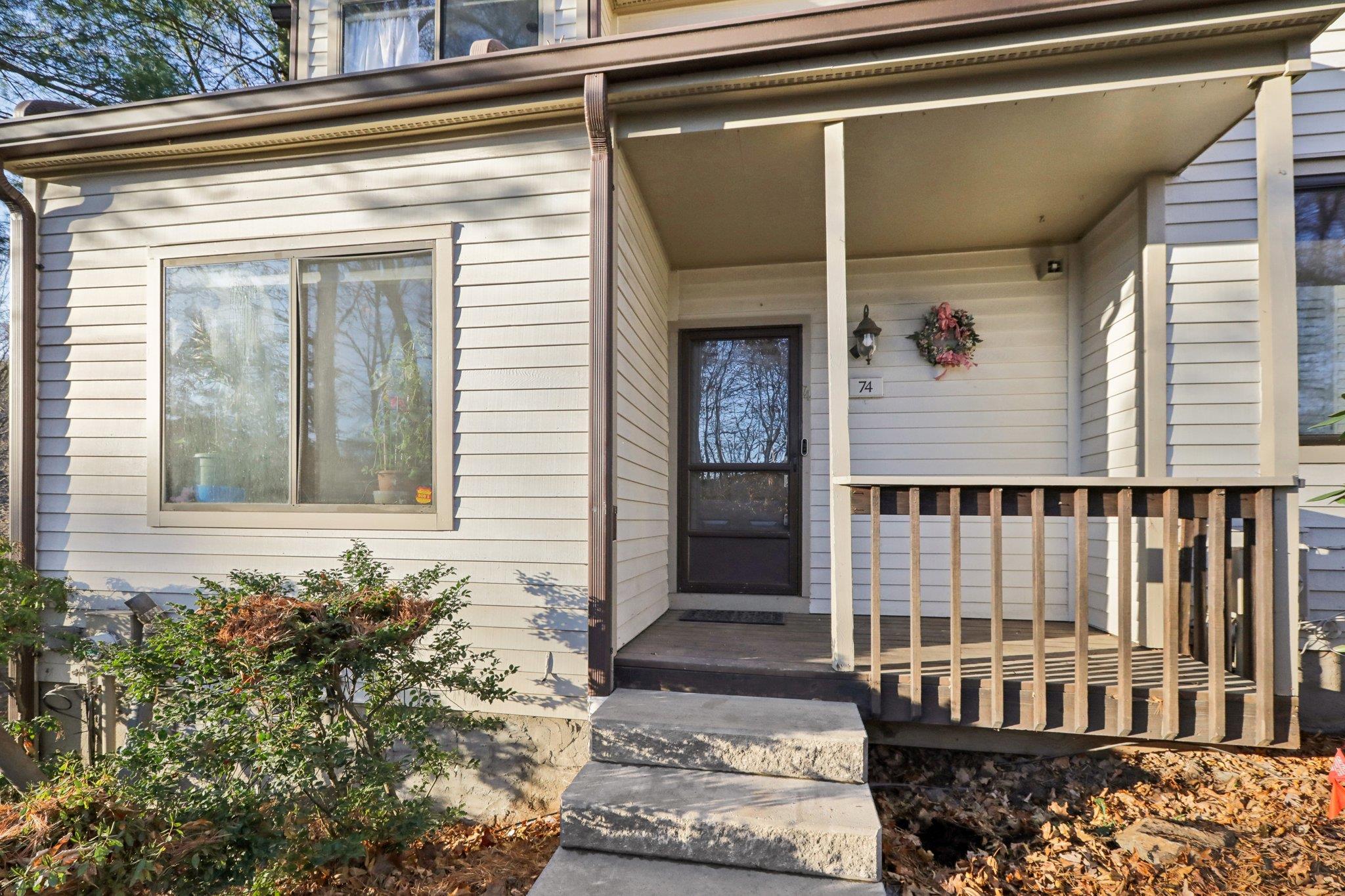 74 Pheasant Run, Millwood, New York image 3