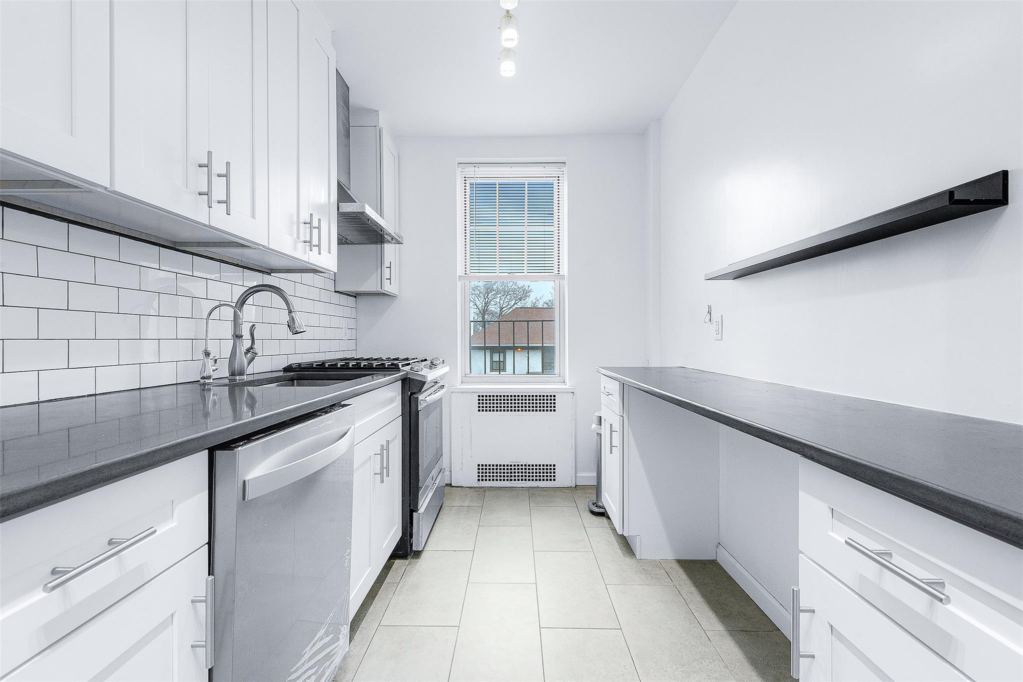 68-37 108th Street #3E, Forest Hills, New York image 8