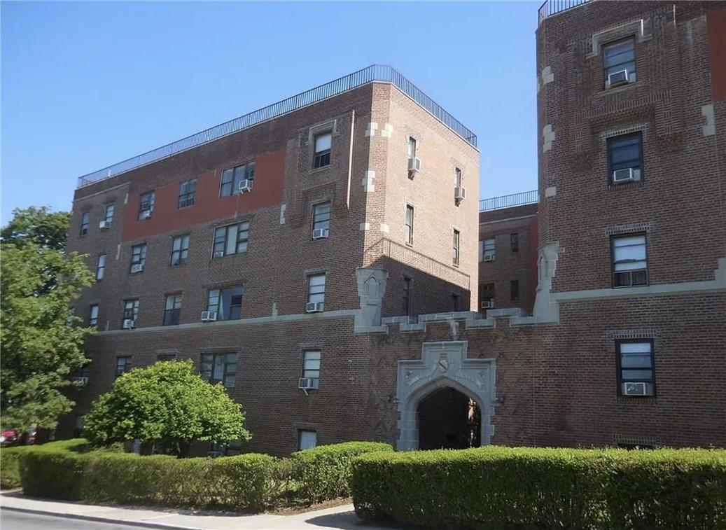 35 Summit Avenue #4I, Port Chester, New York image 2