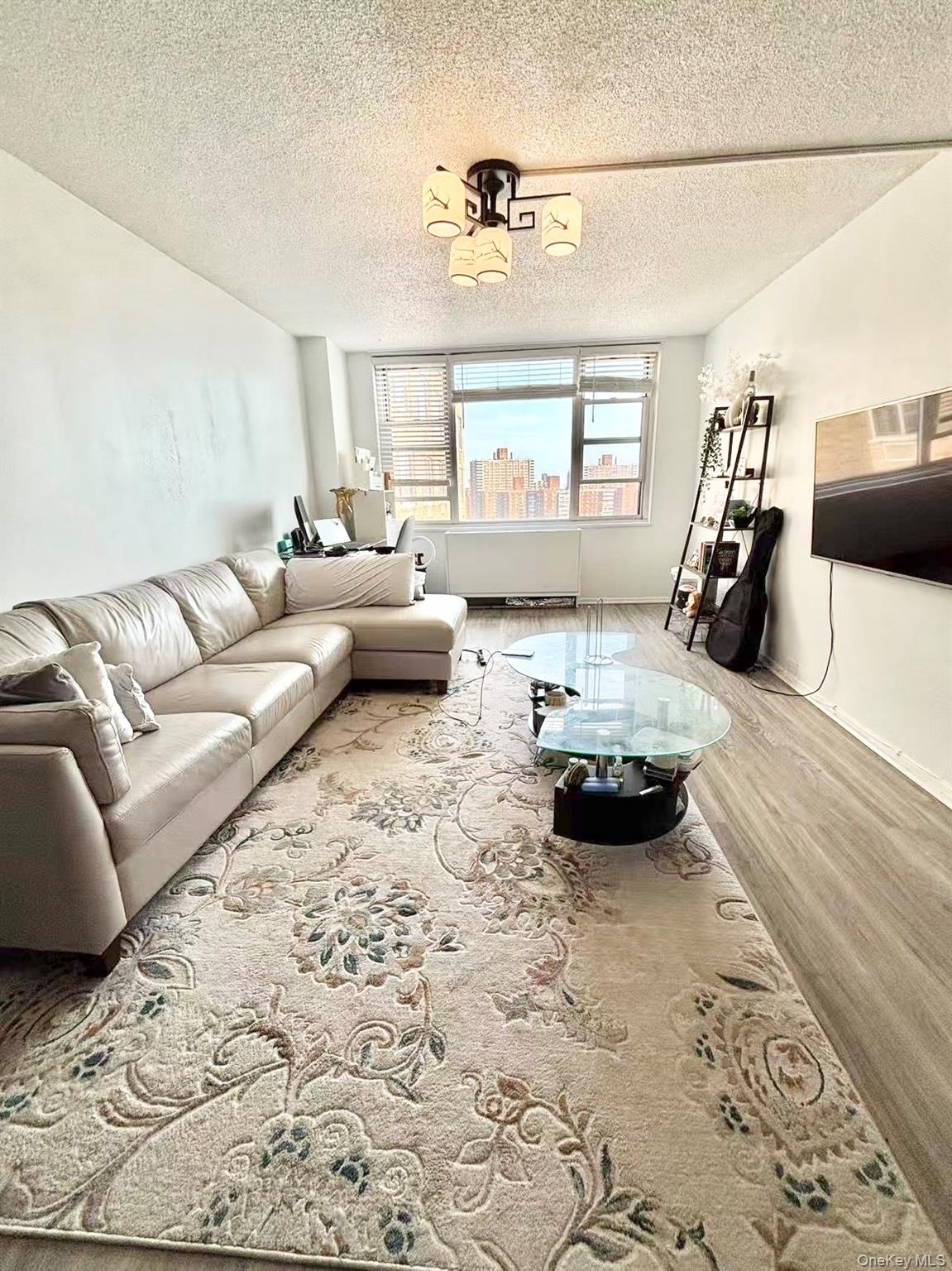 4140 Union Street 17-A