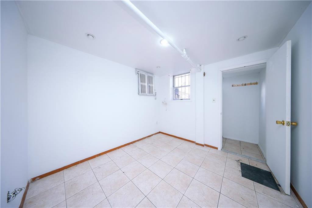 2023 E 23rd Street, Brooklyn, New York image 15