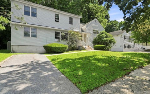 Homes For Sale - 100 Pembrook Drive<br/> Yonkers, NY 10710