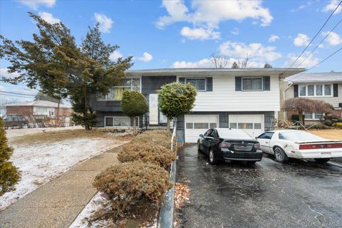 975 Little Neck Avenue, North Bellmore, NY 11710 - MLS#: 819073