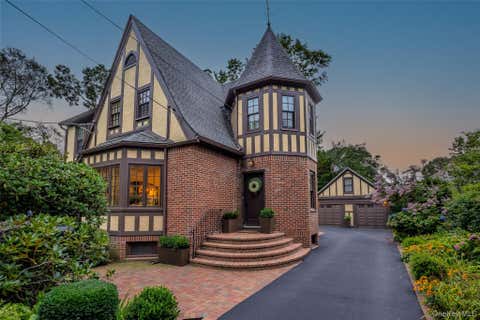 Photo of 3602 Island Road, Wantagh, NY 11793 (MLS # 1033987)
