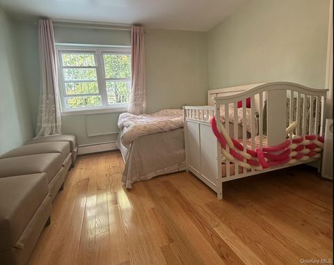 43-24 163rd Street Flushing NY 11358