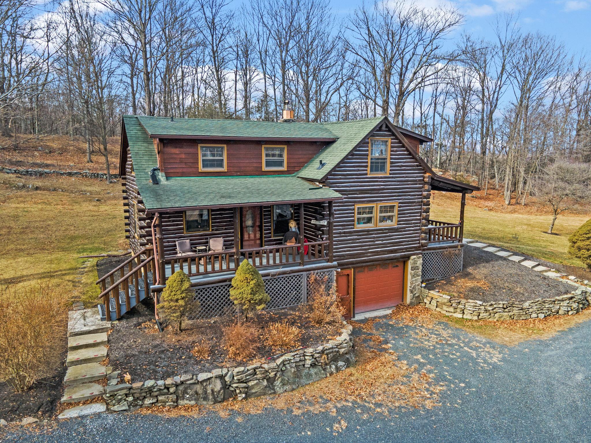 294 Comfort Trail, Montgomery, New York image 2