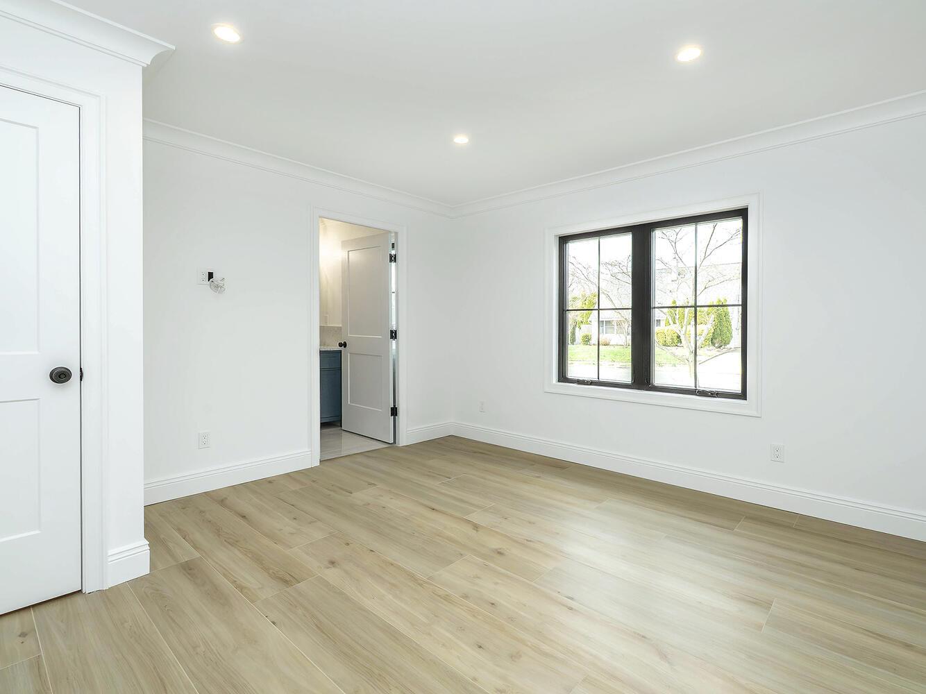 65 East Avenue, Glen Cove, New York image 15