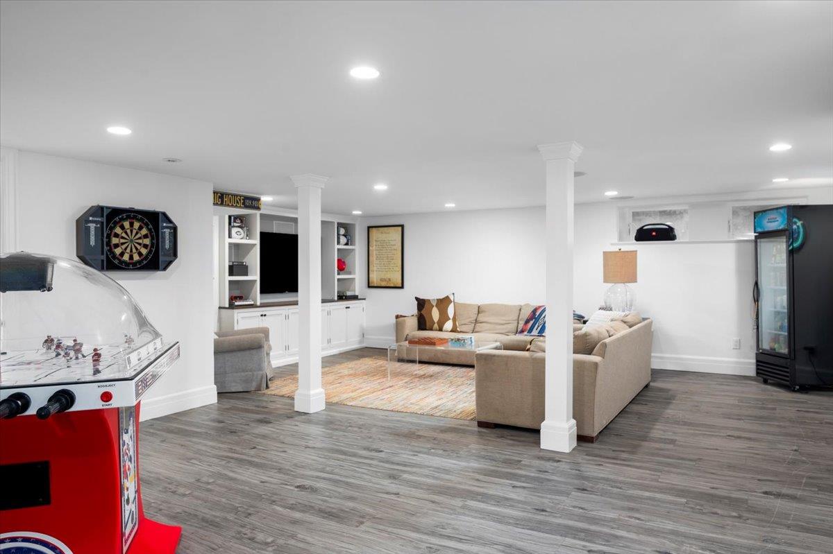 6 Shore Drive, Larchmont, Florida image 34