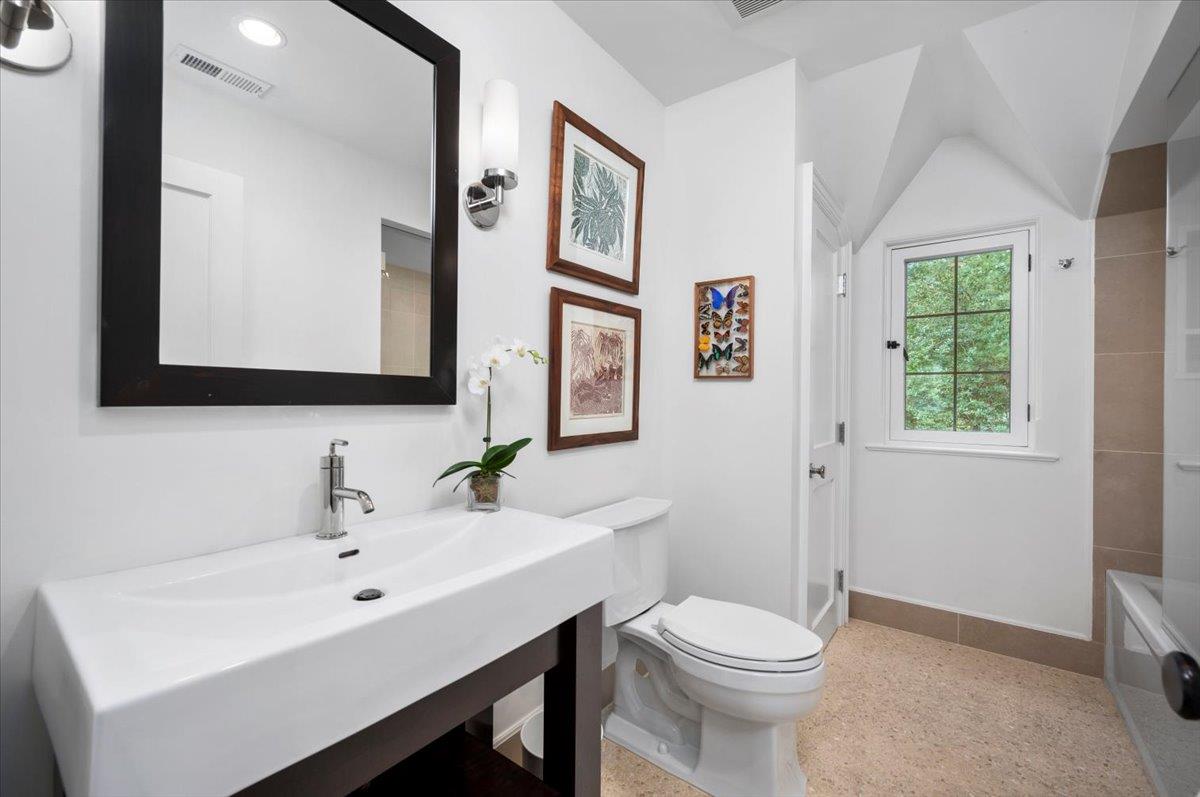 6 Shore Drive, Larchmont, Florida image 28