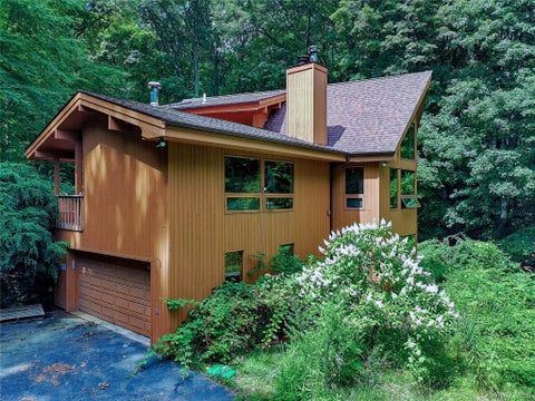 Homes For Sale - 69 Canopus Hill Road<br/> Putnam Valley, NY 10579
