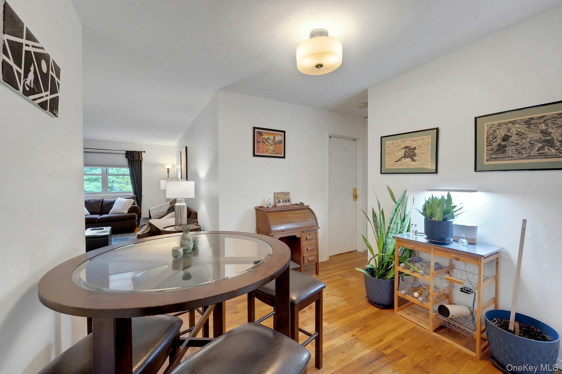 220 Chestnut Street 2K