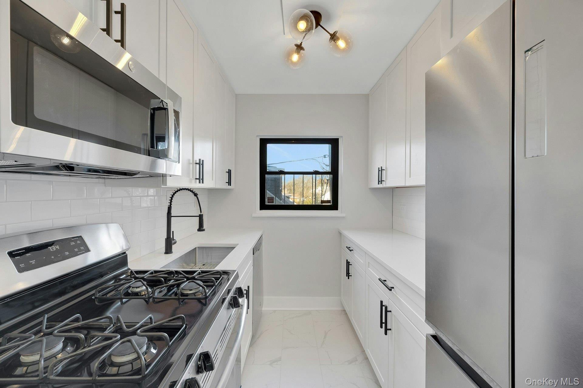 64 Kensington Road 1B