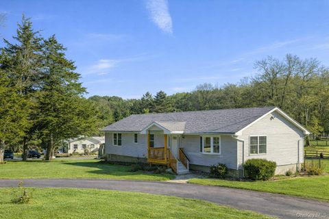 Homes For Sale - 100 Maybrook Road<br/> Campbell Hall, NY 10916