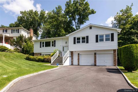 22 Jason Lane Mamaroneck NY 10543