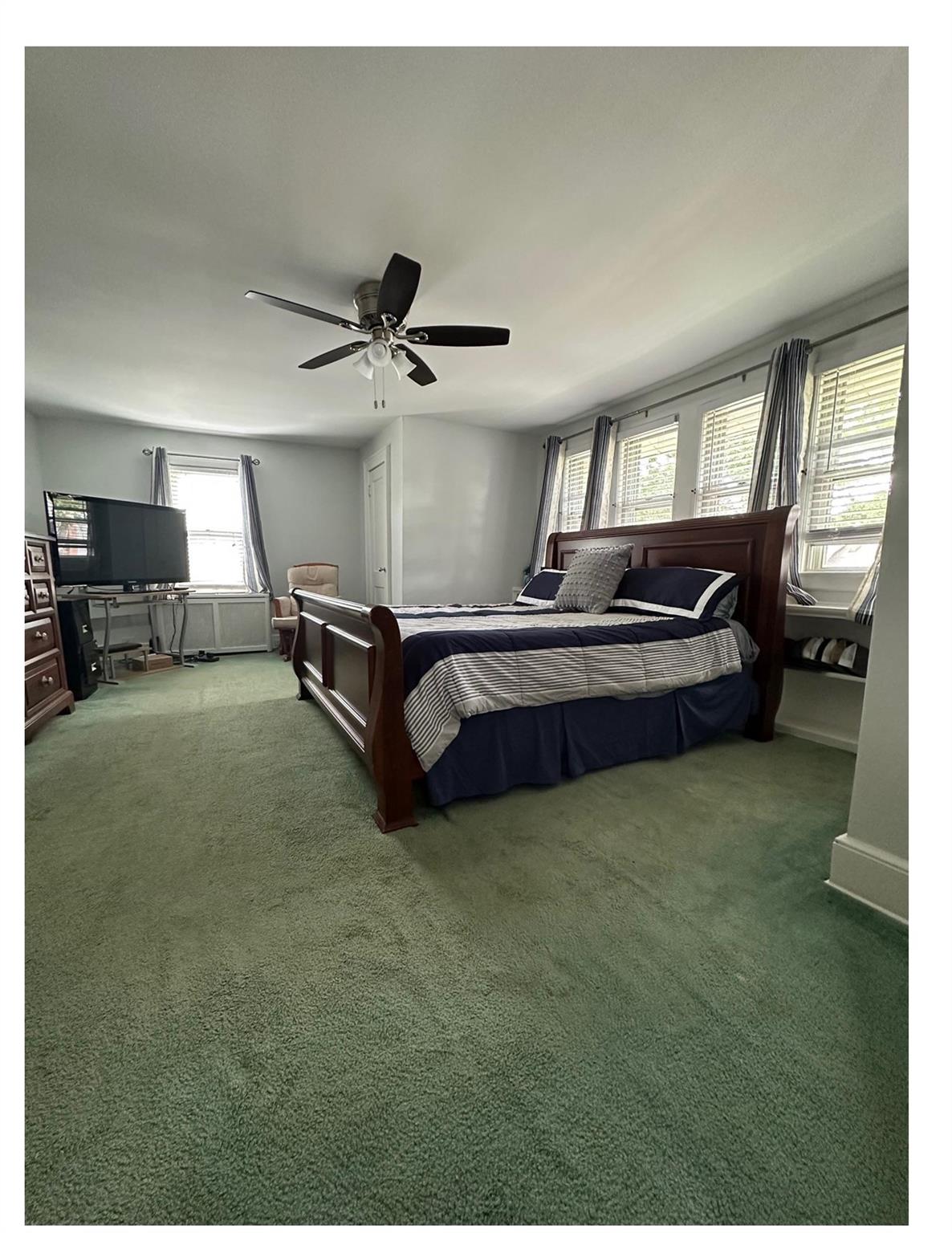 110 Driscoll Avenue, Rockville Centre, New York image 34