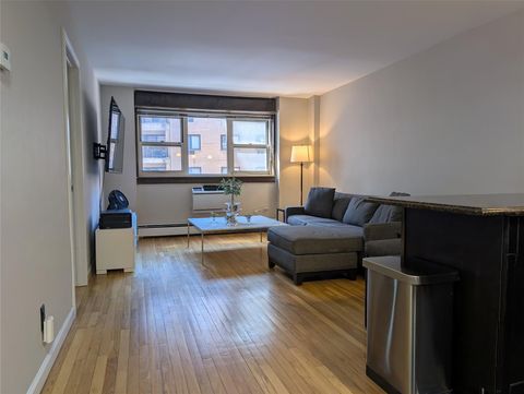 80 E Hartsdale Avenue 311 Hartsdale NY 10530