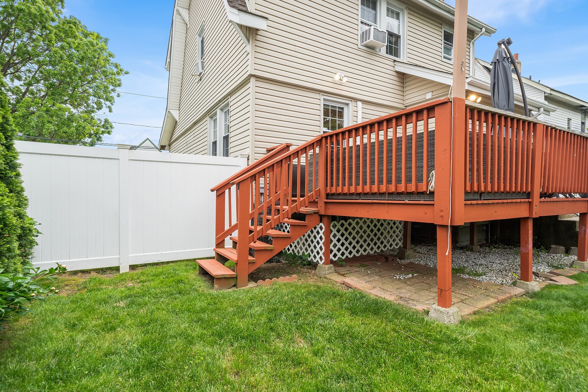 15 Leach Street, Lynbrook, New York image 33