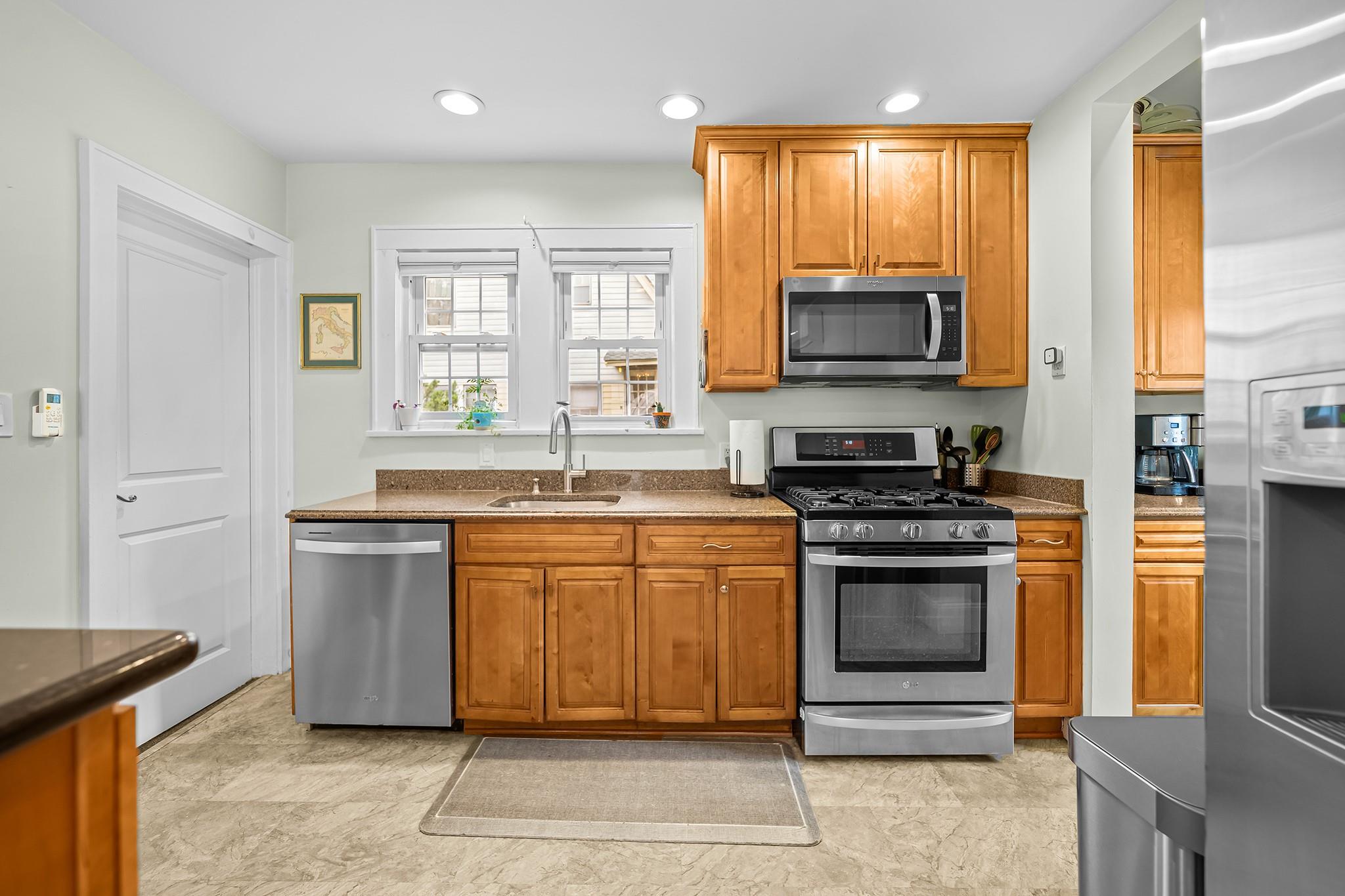 15 Leach Street, Lynbrook, New York image 19